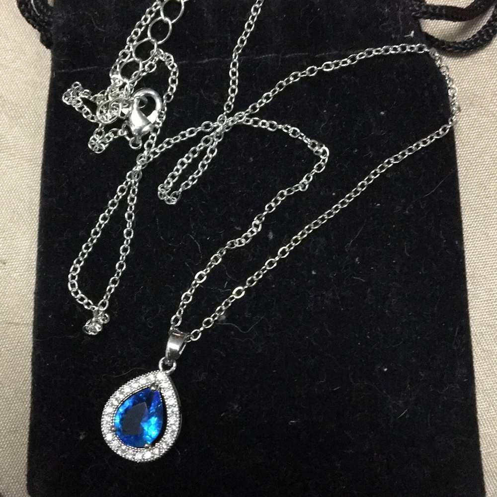 Nikola Valenti Blue Sapphire Necklace